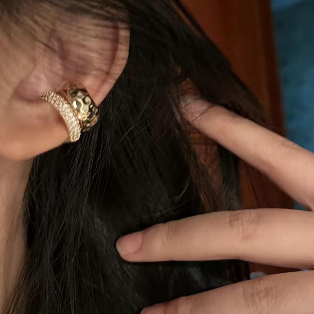 Light Luxury Flower Earrings, Exquisite And High-end Light Luxury Flower Earrings Petal Earrings