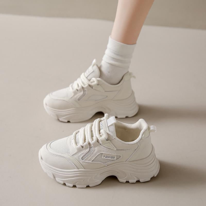 Black sneakers spring casual soft-soled platform running dad shoes