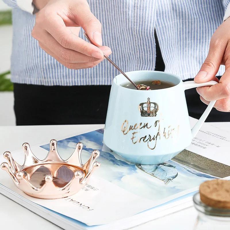 Crown Ceramic Coffee Cup Fine Couple Mug with Lid Simple Afternoon Tea Coffee Cup Breakfast Milk Coffee Mug Birthday Gift 400ml