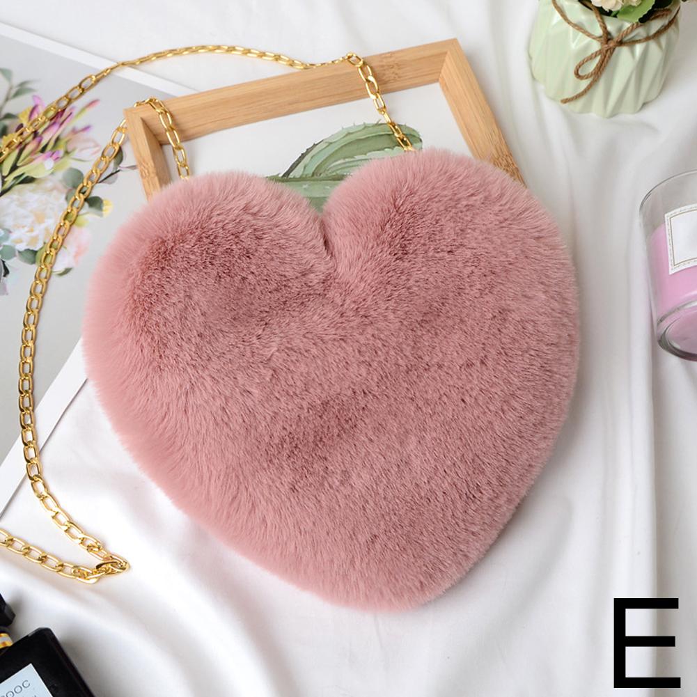 

Heart Shaped Faux Fur Purse for Women Girls Fluffy Shoulder Bag with Gold Chain Cute Soft Fuzzy Crossbody Purse Valentine s Day глибокий рожевий колір