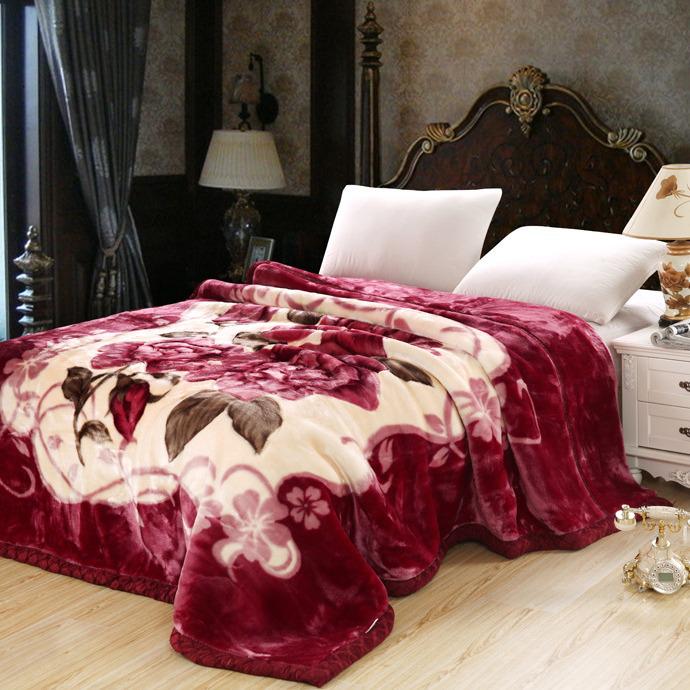 Double-Layer Thickened Raschel Blanket - Winter Warm Quilt & Mattress Cover for Weddings, Air Conditioning, and More.