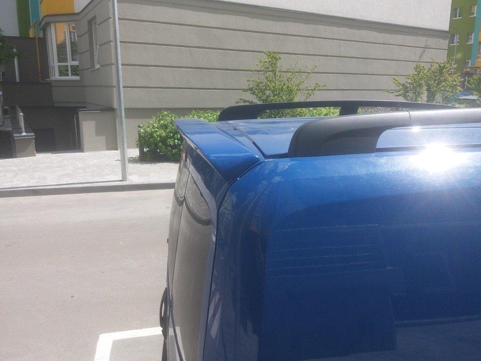 Спойлер распашенка (под покраску) для Peugeot Bipper