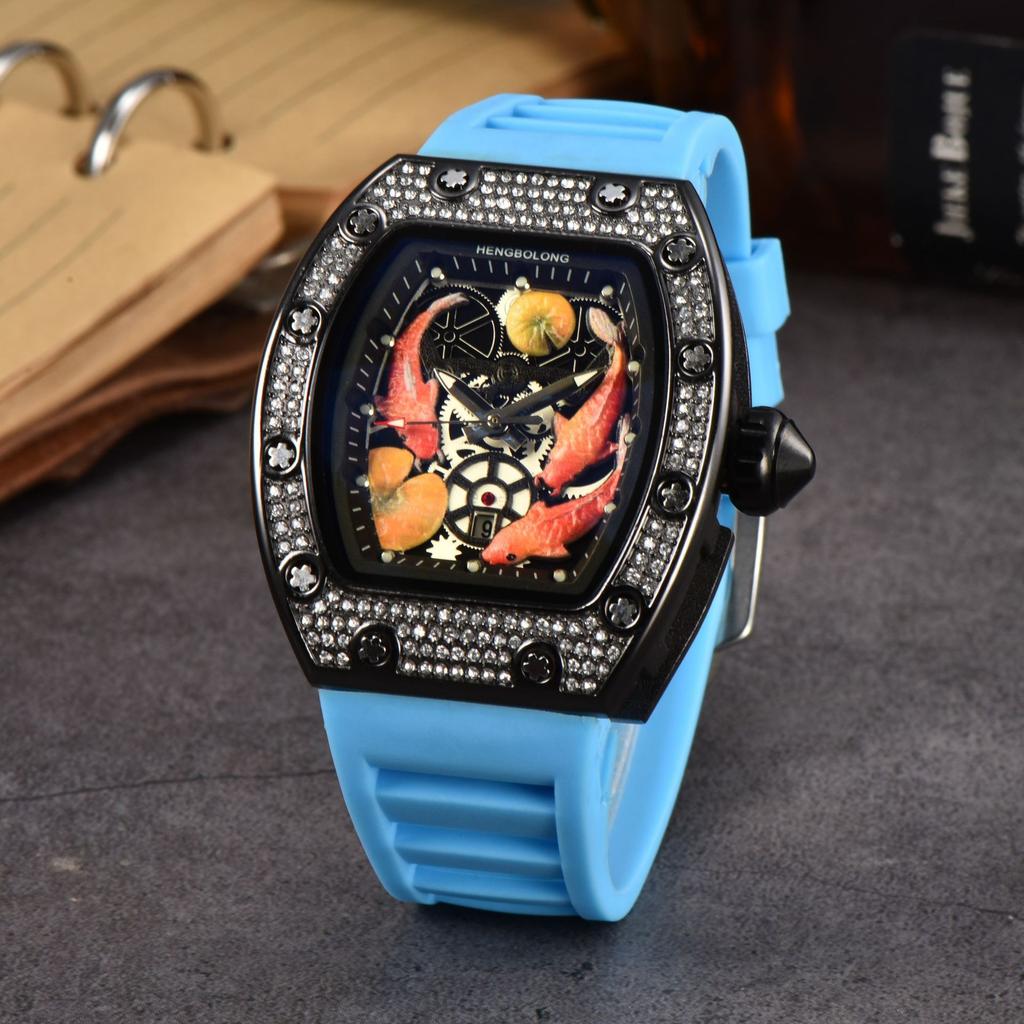 2025 New Hengbolong Diamond Quartz Watch Men's Fashion Koi Pattern with Calendar Silicone Watch with Spot