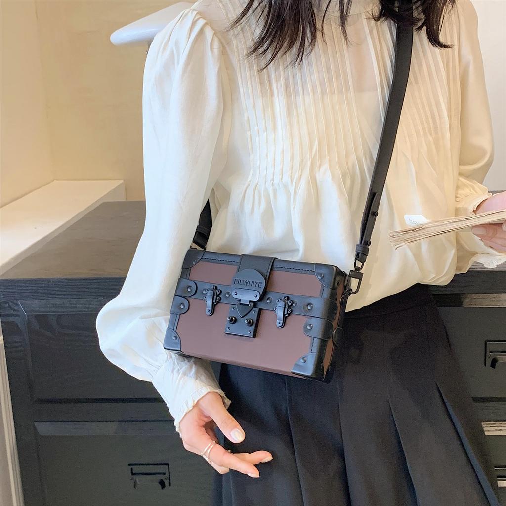 Box bag Small square bag Women's spring and summer new trendy retro small box One shoulder messenger bag Men's mini bag