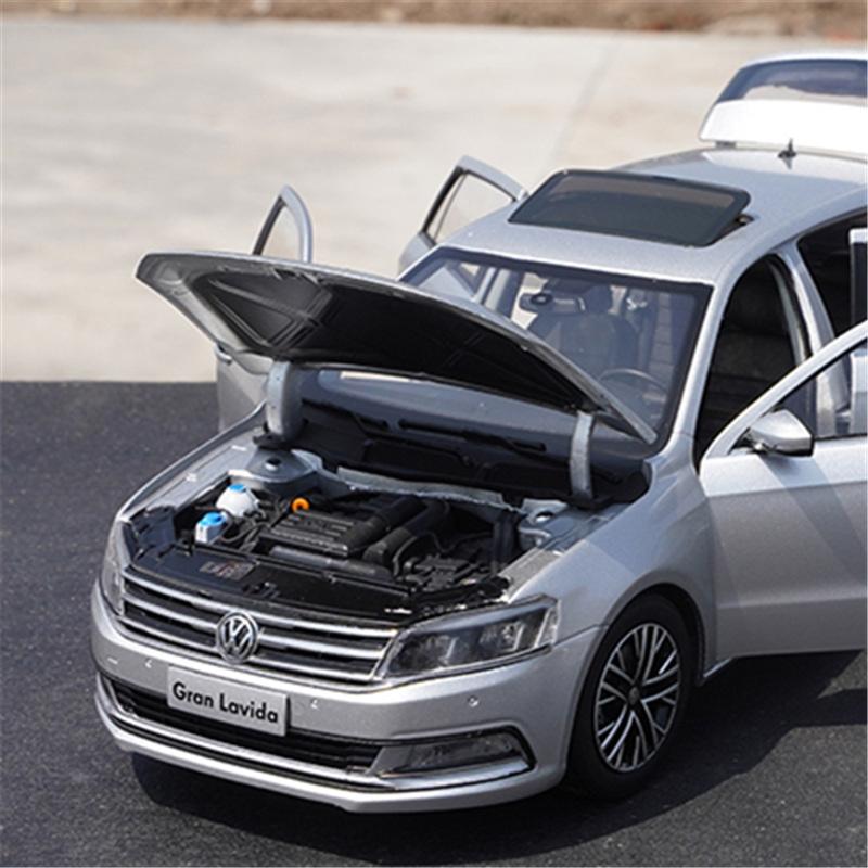 TCFJN1 1:18 VW Gran Lavida Alloy Car Model Diecast Metal Hatchback Vehicle Car Model High Simulation Collection Kid Toy Gift Decoration