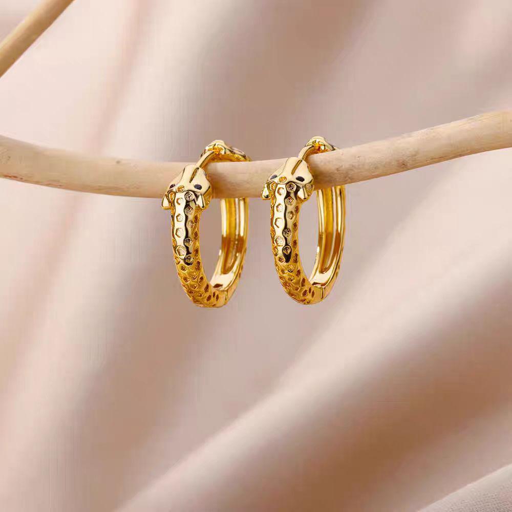 18K Gold Light Luxury European & American Minimalist Earrings for Women