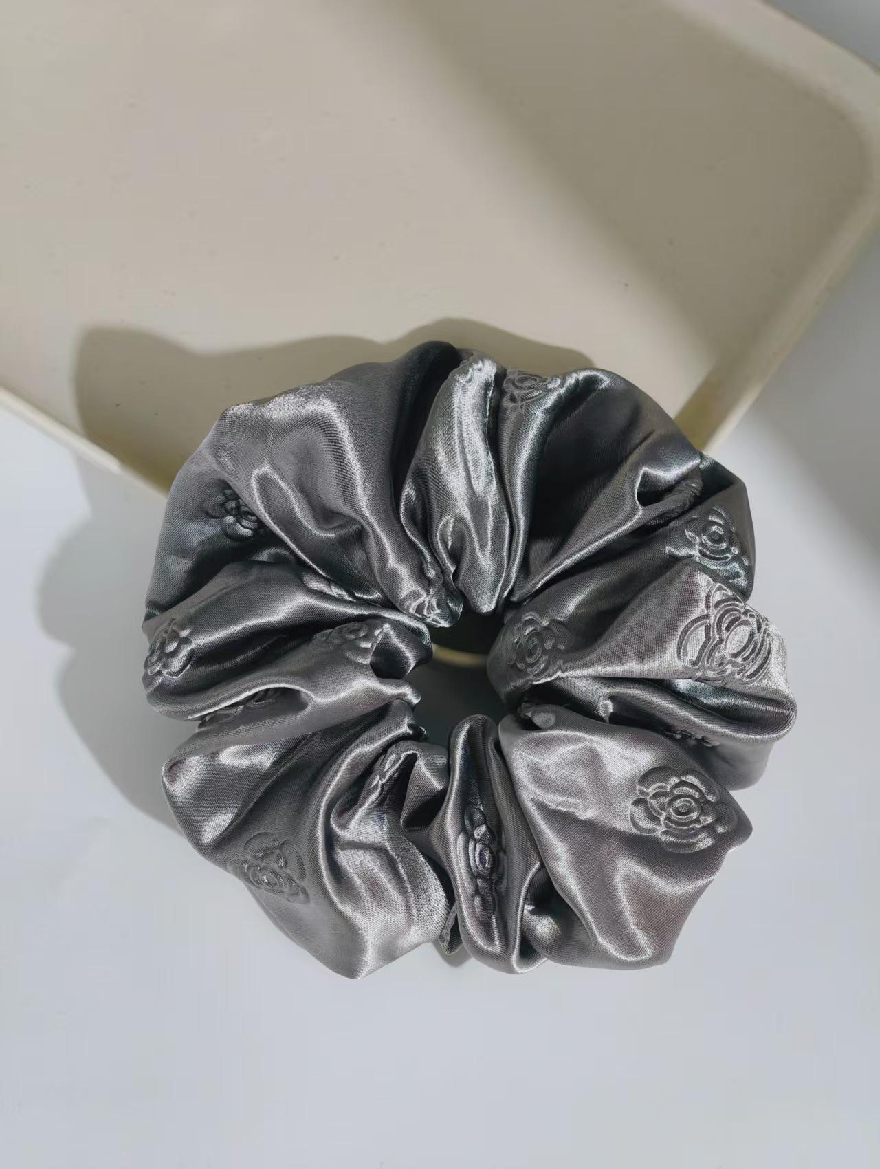 Роскошная однотонная атласная резинка для волос: Элегантный, Высокоэластичный Аксессуар для Волос для Женщин