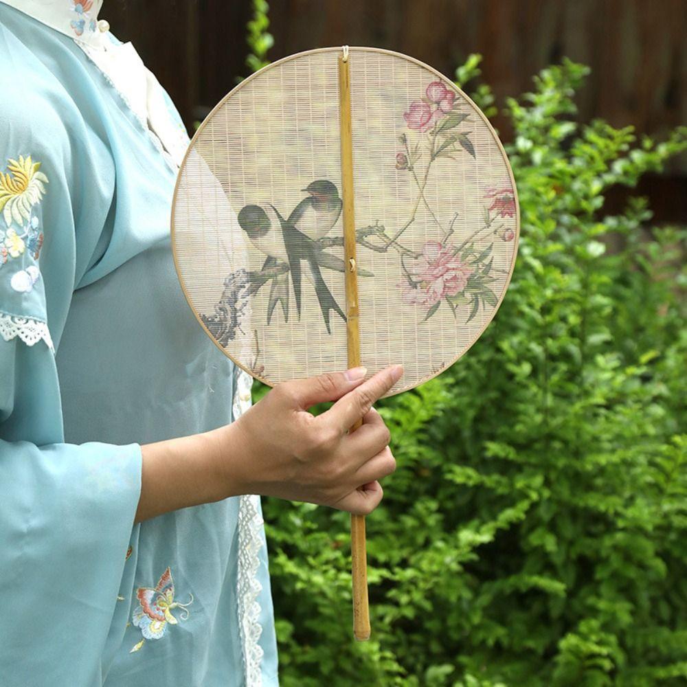 

Vintage Chinese Style Fan Floral Pattern Long Handle Fan Bamboo Woven Round Fan Home Decor Style 6