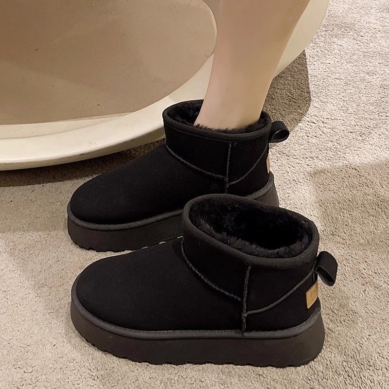 Bottes de neige à semelles épaisses pour femmes 2025 nouvelle collection hiver muffin semelles épaisses vêtements d'extérieur velours additionnel chaudes imperméables antidérapantes chaussures et bottes en coton