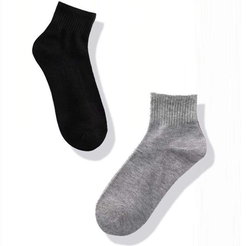 Superior Quality Men's Cotton Socks Moisture-wicking Anti-odor Crew Length