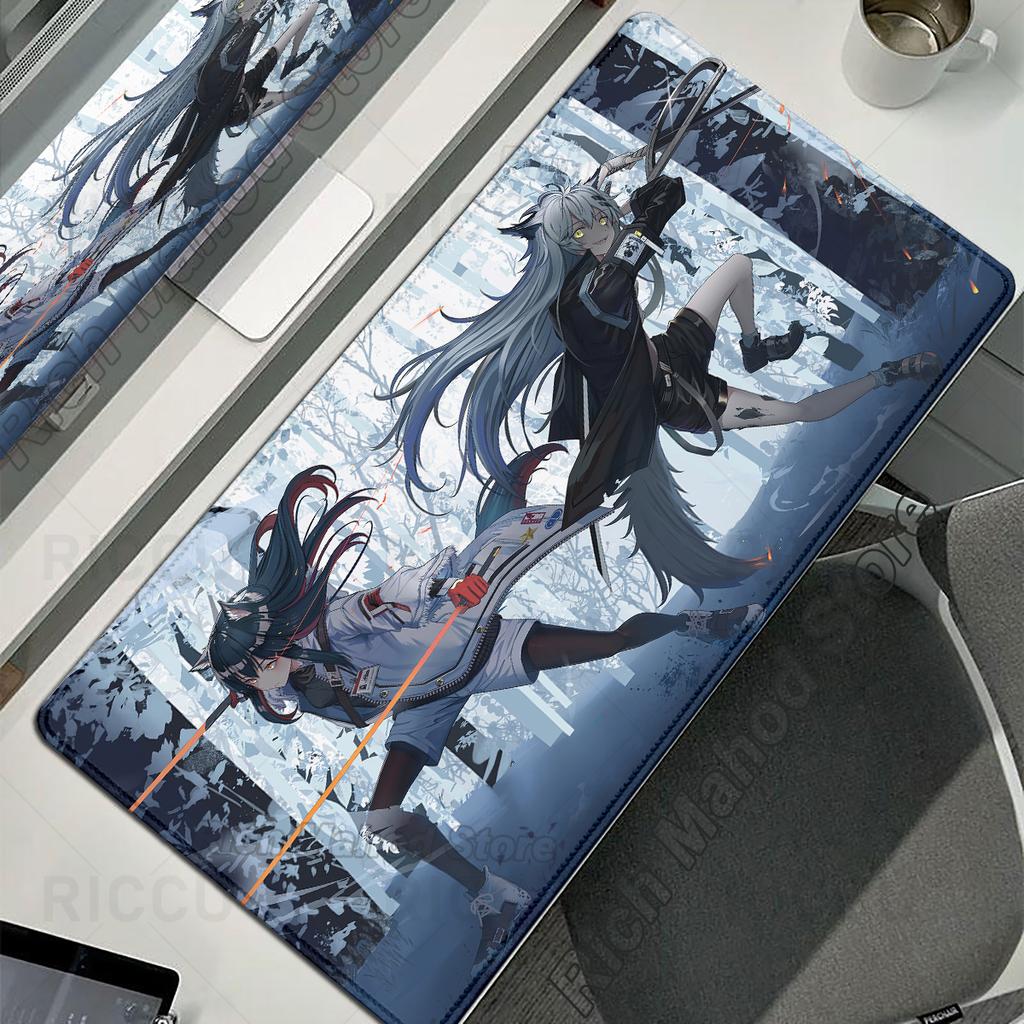 Arknights Mauspade Anime Mädchen Lappland Mauspade Gamer Große Schreibtischunterlage Mit Verriegeltem Rand XXL Gaming Teppich PC Tastatur Zubehör