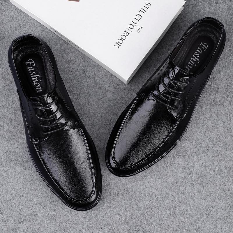 Nieuwe Casual Leren Schoenen Heren Ademend Luxe Merk Heren Kleding Schoenen Brogue Oxford Schoenen voor Heren Zacht Zakelijk Avondkleding