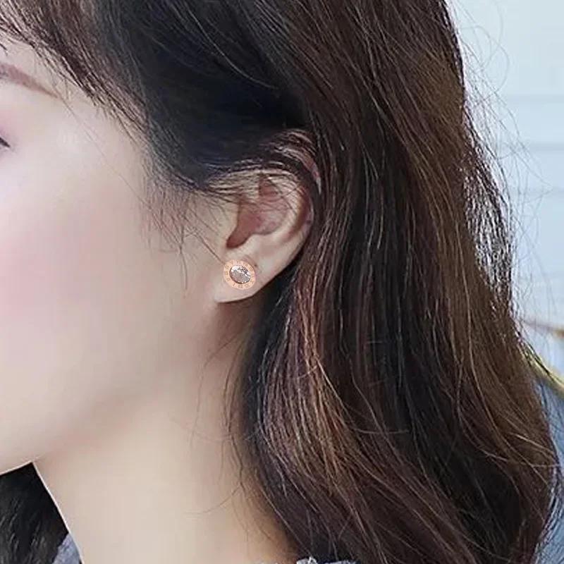 Classic Trend Geometric Circle Crystal Roman Numeral Stud Earrings for Women Temperament Gold Color Stainless Steel Jewelry Gift