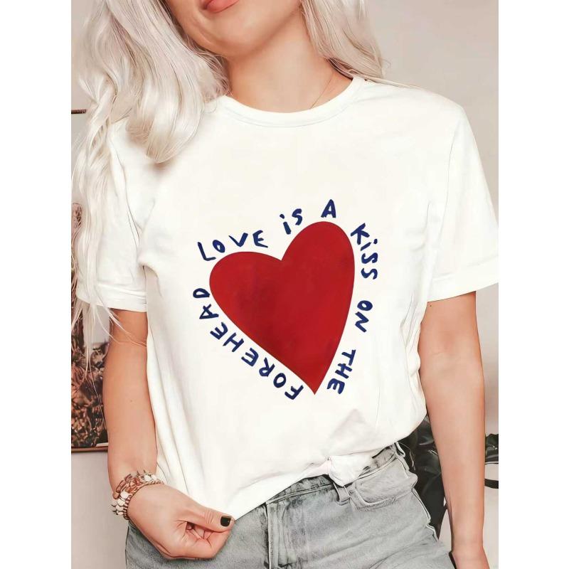 

Женская футболка оверсайз с короткими рукавами, принтом красного сердца и надписью «Love is A Kiss on The Forehead» XXXXL белый