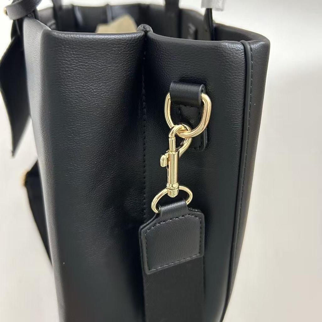 2024 Versatile Solid Color Large-Capacity Ladies' Fashion Crossbody Handbag