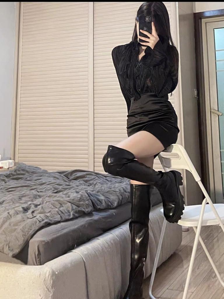 Sugar cube over the knee long boots thin boots women's 2025 spring and autumn new thin square head thick sole tight body explosive elastic boots tide