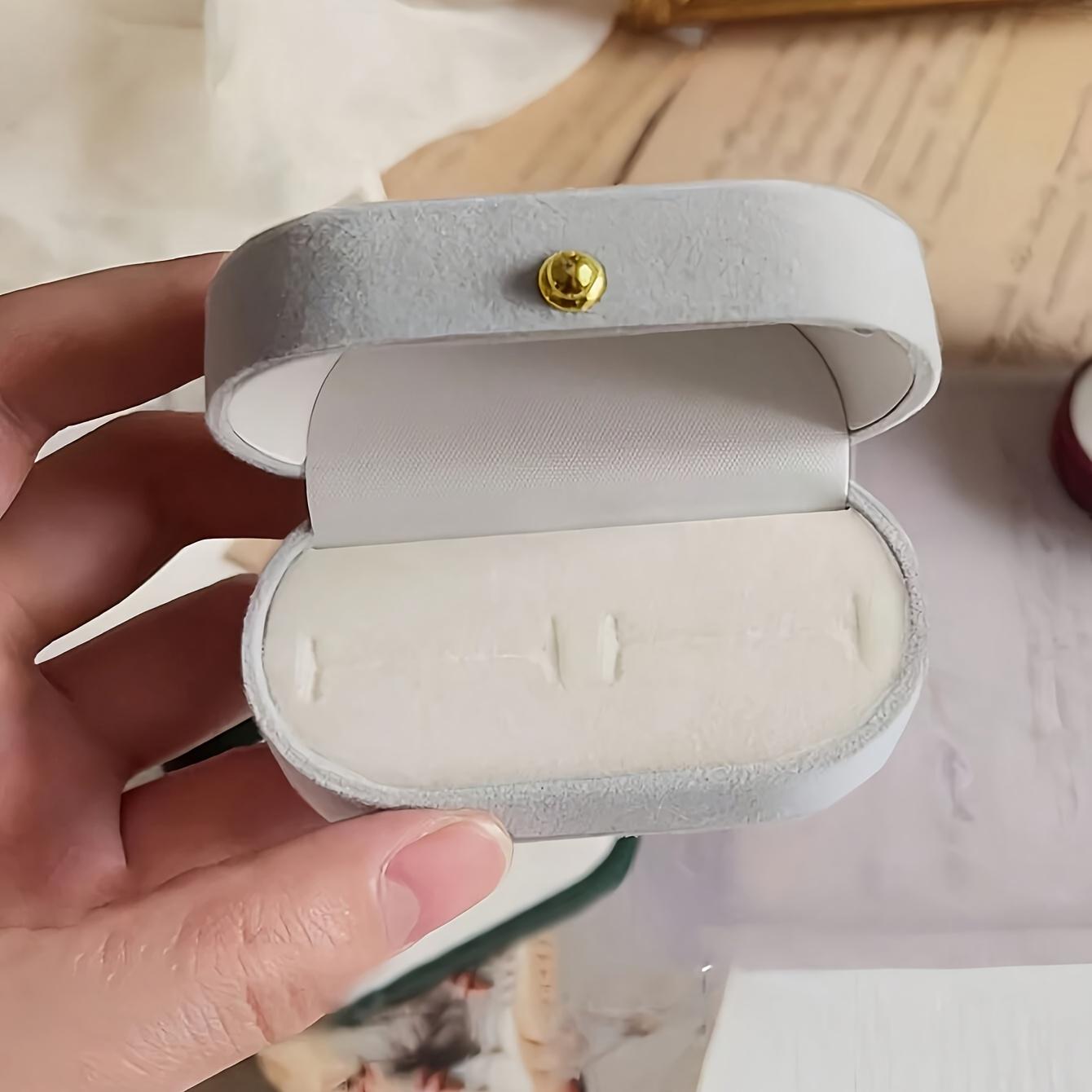 

1pc Velvet Oval Ring Bearer Box with Golden-Tone Clasp - Wider Slot for Single/Double Rings & Earrings, Jewelry Gift Storage Organizer серый