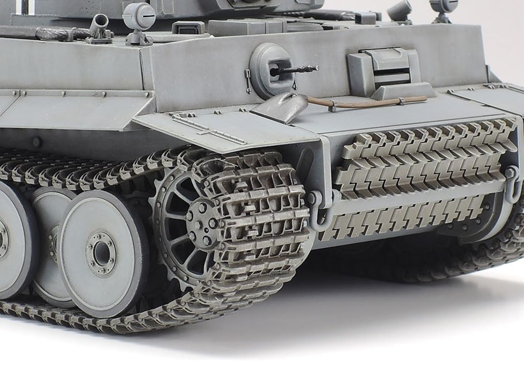 Tamiya Military Miniature Series 216 German Army Heavy Tank Tiger I Early Production Type Plastic Model Kit 35216 1/35 No.