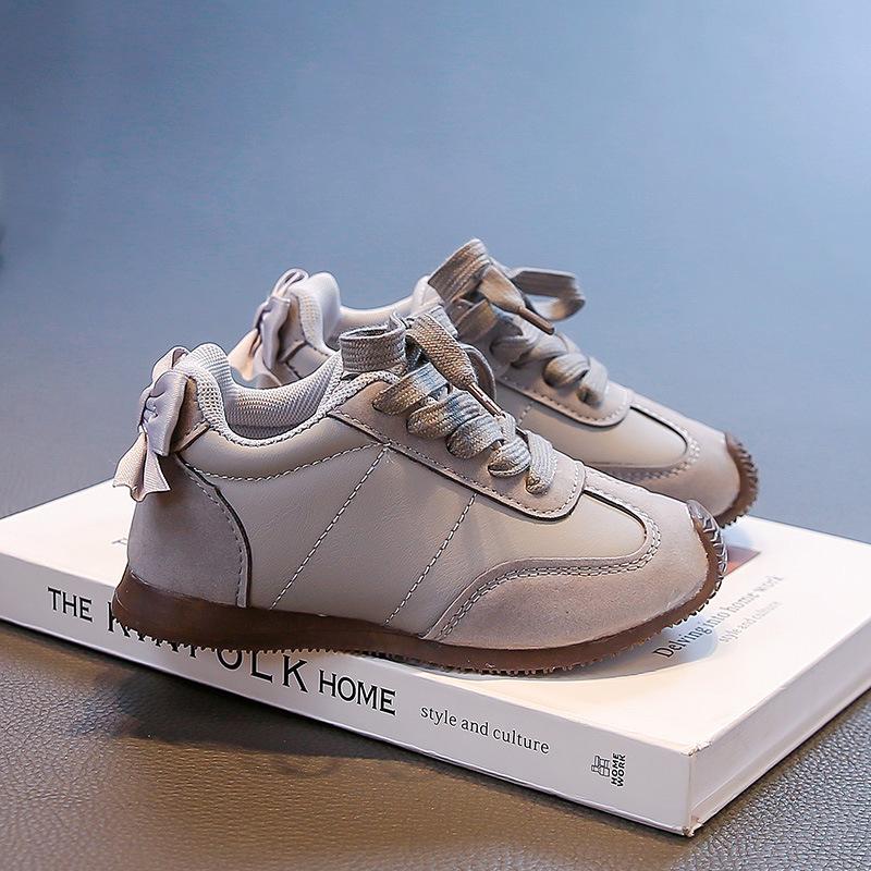 

Girls outdoor shoes Children s board shoes 2025 spring and autumn new casual moral training middle and older children s soft-soled fashion sport 25 серый