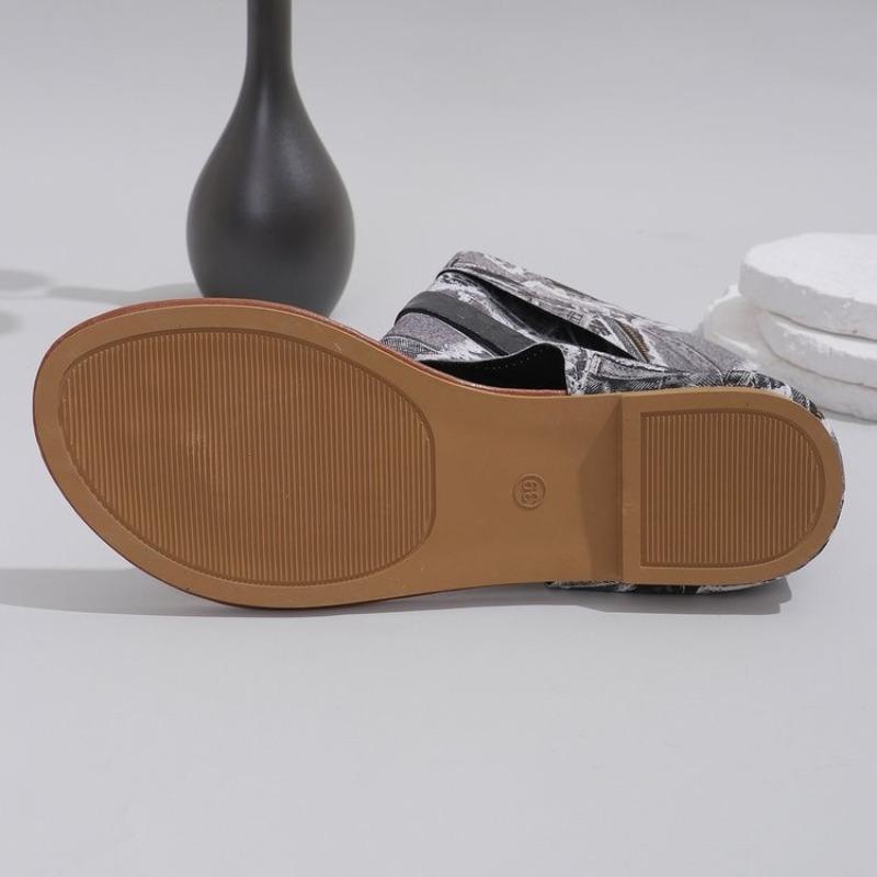 Fashion 2025 New Ladies Clip Toe Flat Roman Comfortable Sandals Belt Large Size High Top Cool Sandals Wedge Slip On Sandals for Women