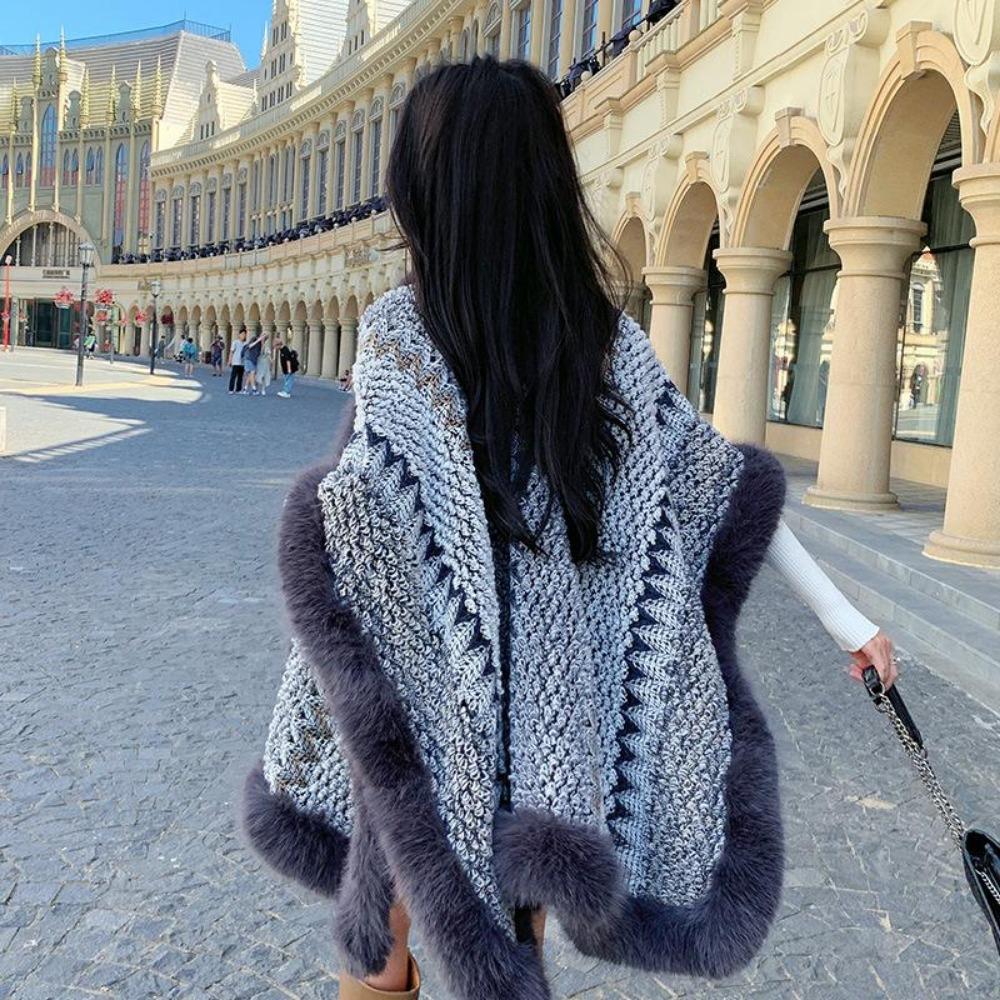 Schal im ethnischen Stil mit großem Pelzkragen und Reisekleidung für Damen im Herbst und Winter, warme Strickjacke, Cape-Schal, Flut