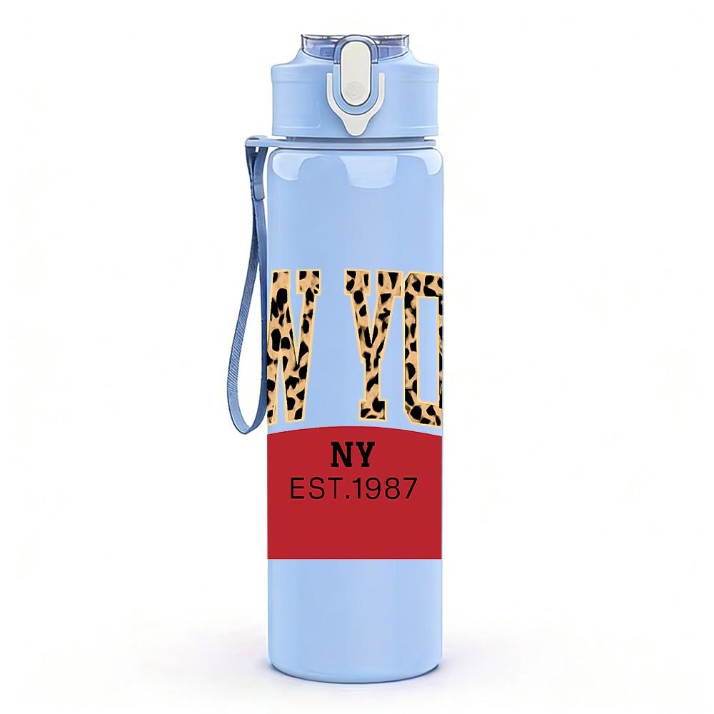 1PC New York Vintage Badge Print 750ml Color Plastic Sports Water Bottle Leakproof Flip Straw Lid Suitable for Sports Office Home Use