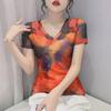 Europäisches Ombre V-Ausschnitt Schlankmachendes Mesh T-Shirt für Damen - Sommer 2025 Design Mode Kurzarm Bluse