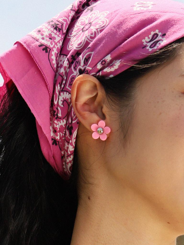 August Harmony Summer Daisy Post Earrings (2 Colors)