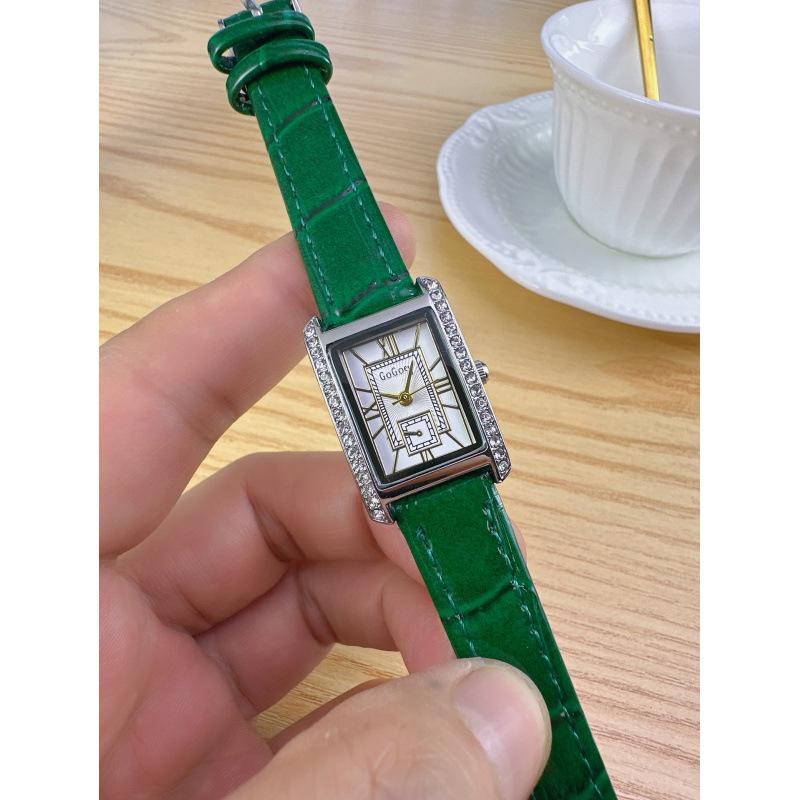 Top Marke Uhr Mode Diamant Außenring Damen Quarzuhren Mode Lederarmband Armbanduhr Montre Femme Dropshipping