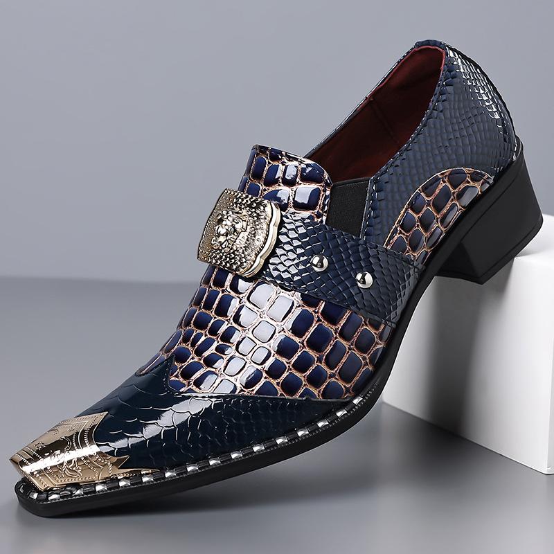 Men's crocodile pattern leather shoes iron head dress shoes men's large size leather shoes