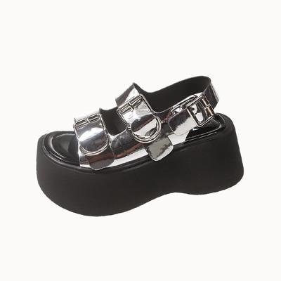 Sandali Moda 7CM Piattaforma Spessa Punta Aperta Donna 2024 Estate Nuova Moda Fibbia Cinturino Metallico Argentato Sandali Romani a T-bar Donna