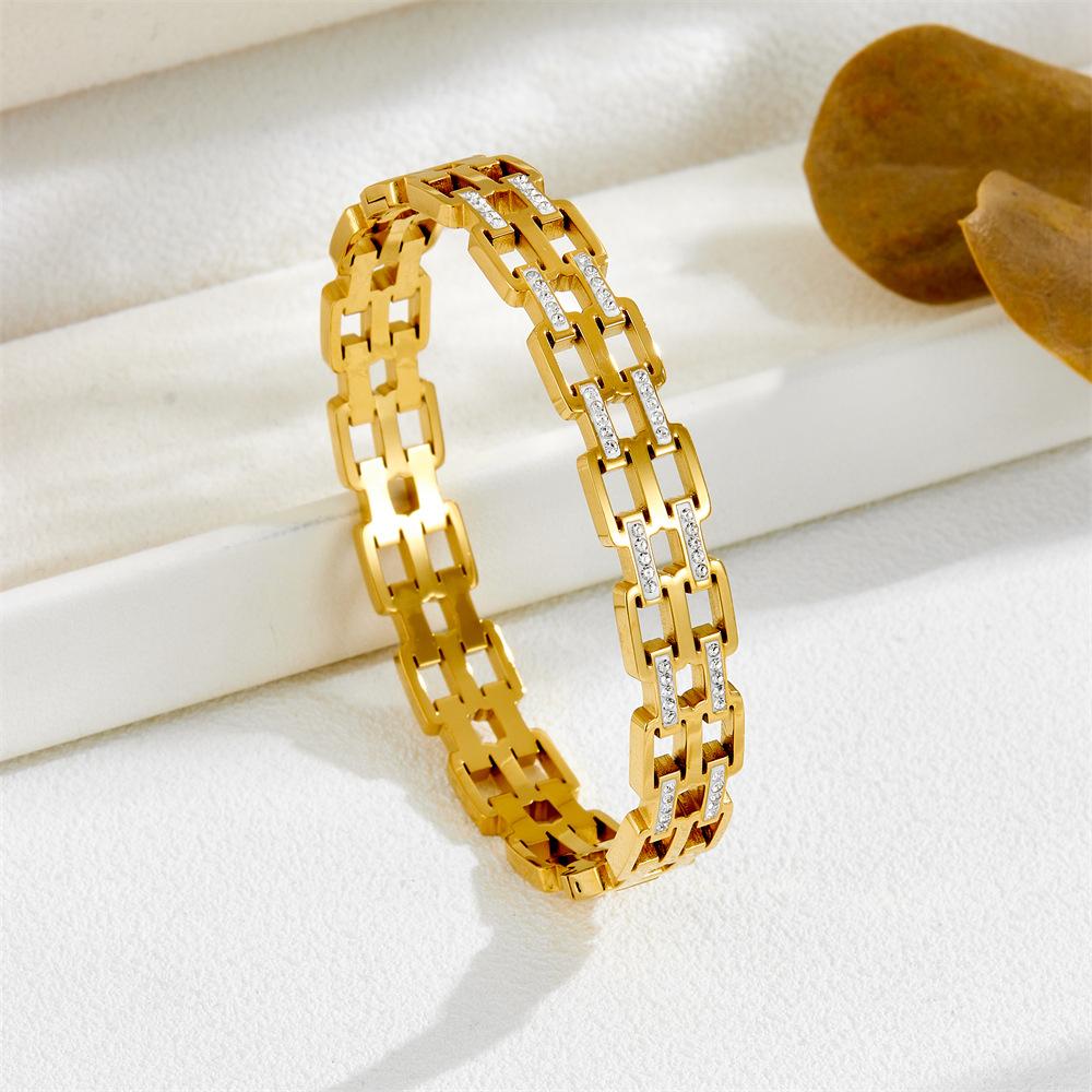 2026 Fashion Diamond-encrusted Hollow Bracelet, Simple Personality INS Style Light Luxury Temperament Niche High Sense