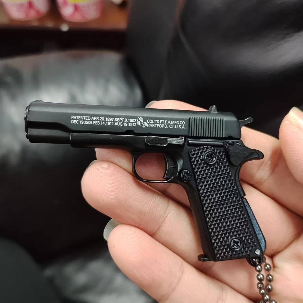 1:3 Semi Alloy G34 TTI Pistol Model 1911 G17 Keychain Disassemble Mini Gun Toy Craft Bag Pendant for Chlidren Adults