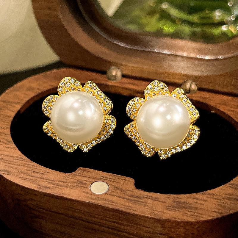 

Ювелирный жемчужный набор Ожерелье Серьги Ювелирные изделия Женские Австралийские Белые Бусины Подвеска Серьги Премиум Чувство