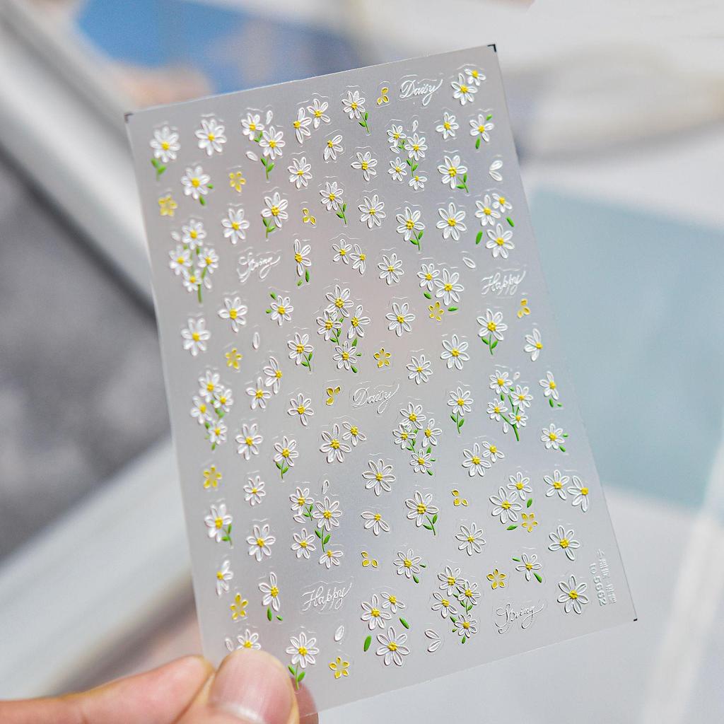 Tomoni Embossed Small Daisy Nail Art Stickers – Trendy, Fresh, High-End Style