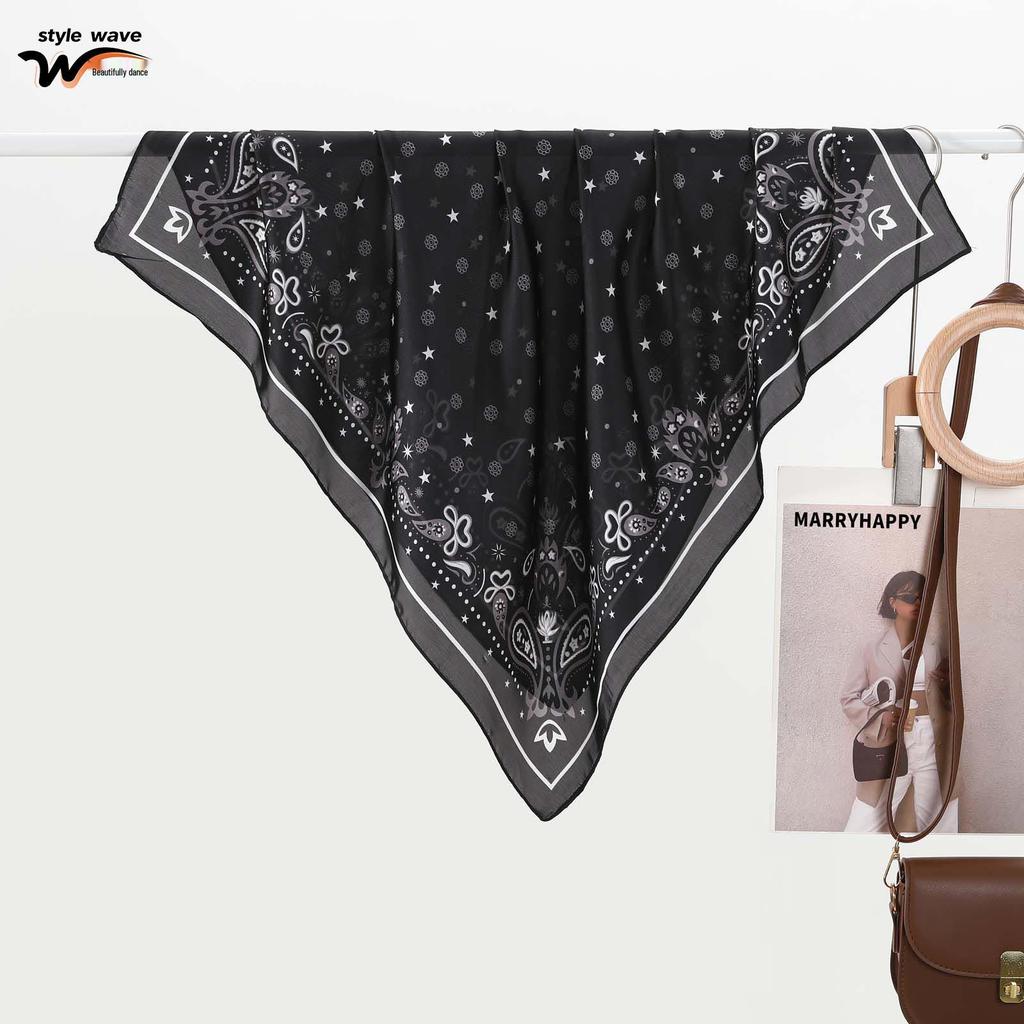 Elegant fransk blommig sidenscarf: Mångsidig Fyrkantig Sjal för Kvinnor