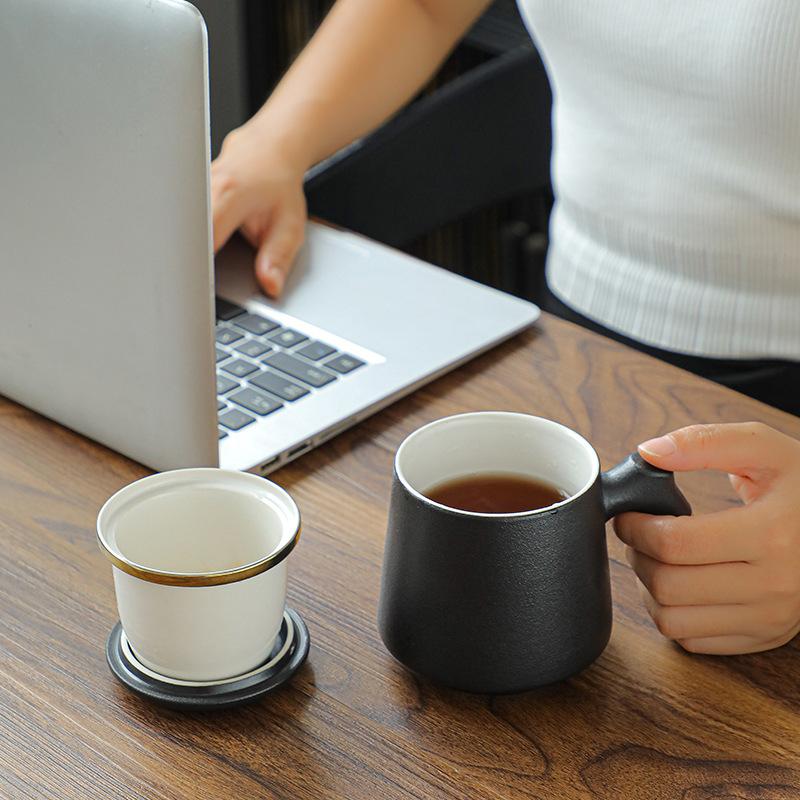 Ceramic Tea Cup with Lid Tea Separation Cup Filter Water Cup Creative Wooden Handle Cup Office Cup Gift Cup