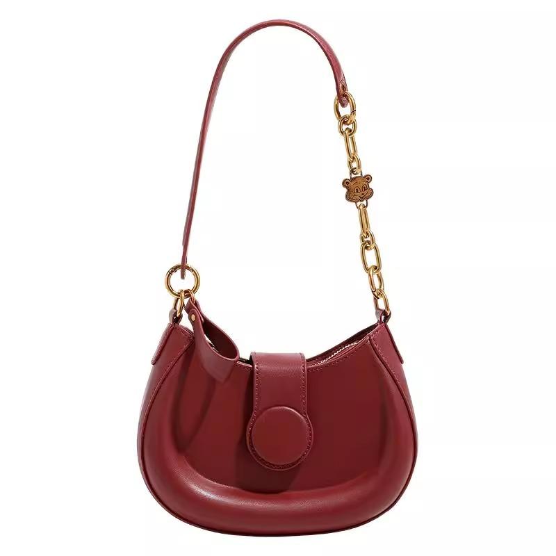 

Эта красная женская свадебная сумка высокого класса на одно плечо, подмышку, с цепочкой может использоваться как сумка кроссбоди невесты в повседневной жизни. красный