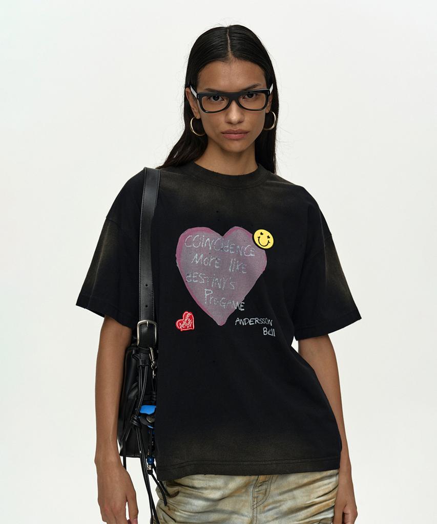 ADSB ANDERSSON BELL (Essential) Unisex Spray Washed Heart Message T-Shirt Atb1432U(Black)