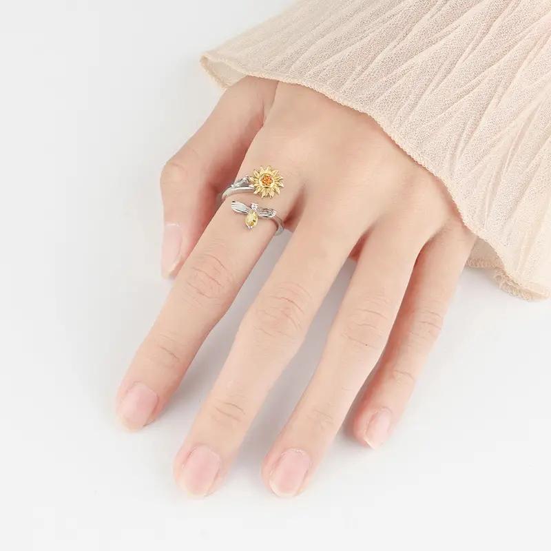 Xiaomi Huitan Creative Flower and Bee Design Opening Rings for Women Statement Adjustable Finger Accessories Fresh Style Jewelry