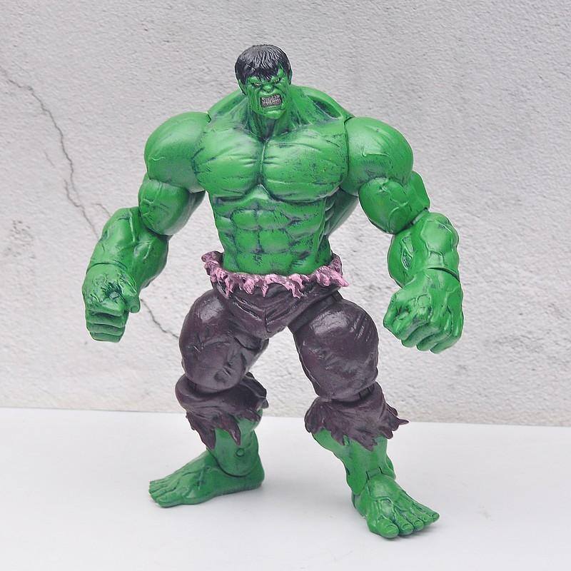 Avengers Retro Series Red Hulk Limbs Joint Movable Action Figure Statue Collectible Model Toys Surprise Souvenir Gift