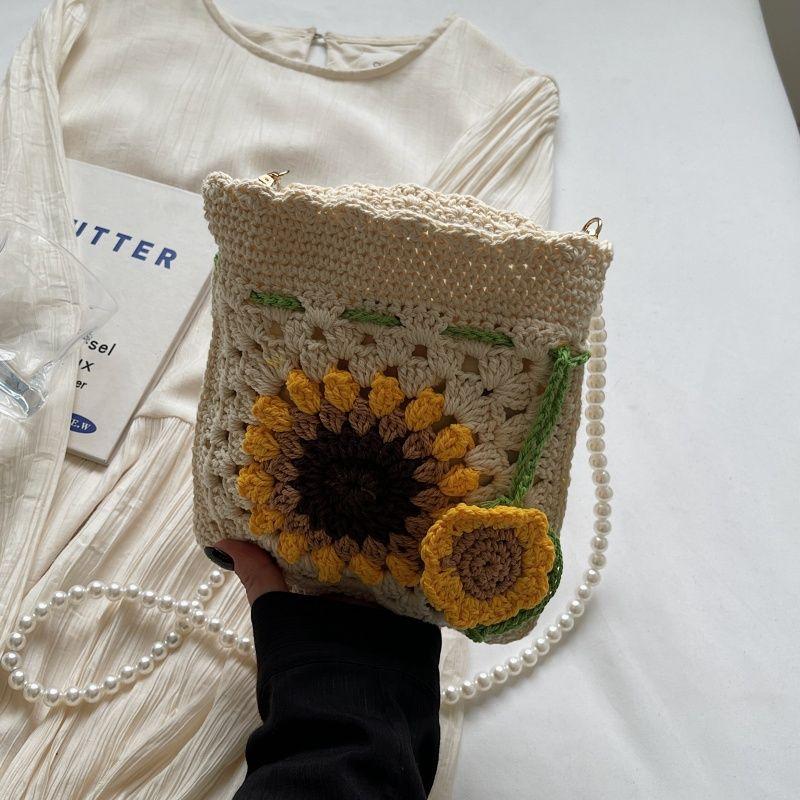 

Cotton Woven Small Bag Women 2025 New Seaside Beach Vacation Mobile Phone Bag Summer Pearl Chain Messenger Bag Off-white without pendant