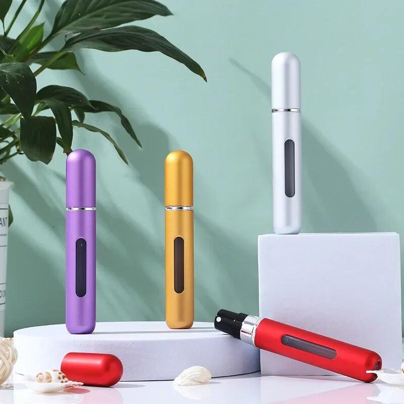8ML přenosná cestovní mini malá nádoba z hliníkové peněženky tester Dekantační váleček na parfémy Nástroj na dávkování lahví Doplňovatelný sprej 1ks