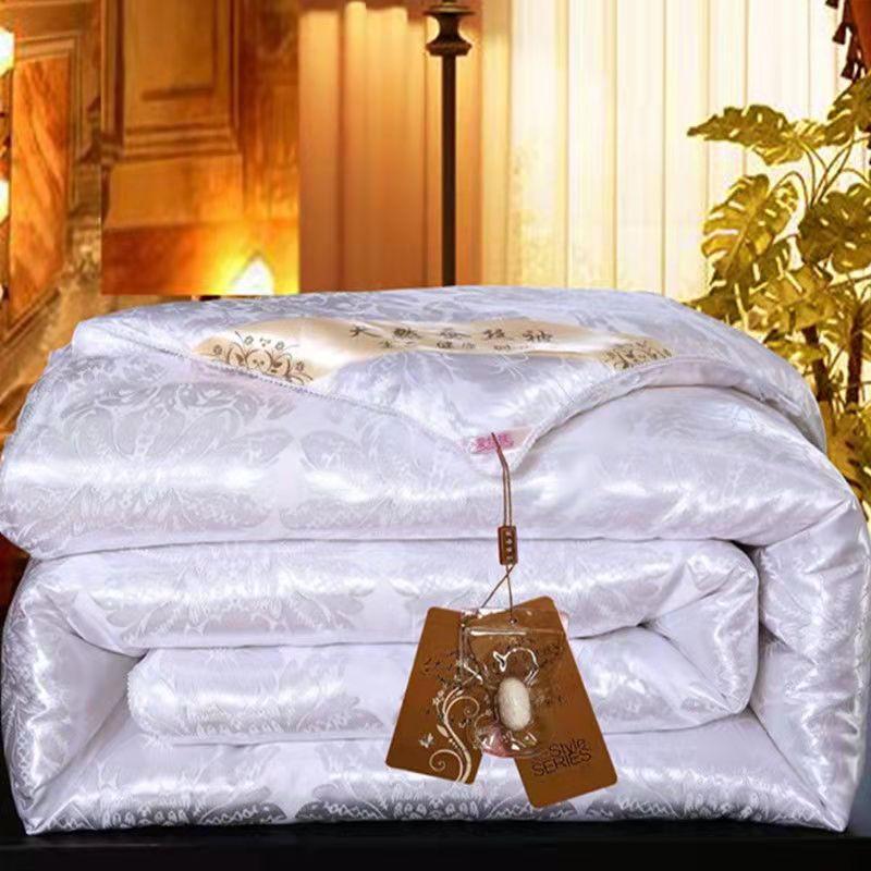 Mulberry Silk Duvet Satin  Jacquard Comforter Wedding Quilt Twin Size Summer Blanket For Couple Bed Single Double Queen Bedding