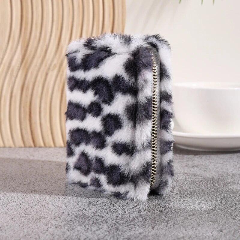 Nouveau portefeuille court en peluche imprimé léopard rétro pour femmes, grande capacité, carte d'identité, carte bancaire, porte-carte de crédit, sac à monnaie avec porte-clés