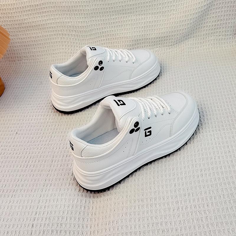 

Белые туфли для женщин. Весенние новые универсальные кроссовки на толстой подошве для студенток. Повседневная женская дышащая обувь. 35
