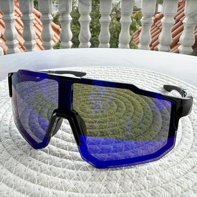 Radsportbekleidung – Fahrradbrille