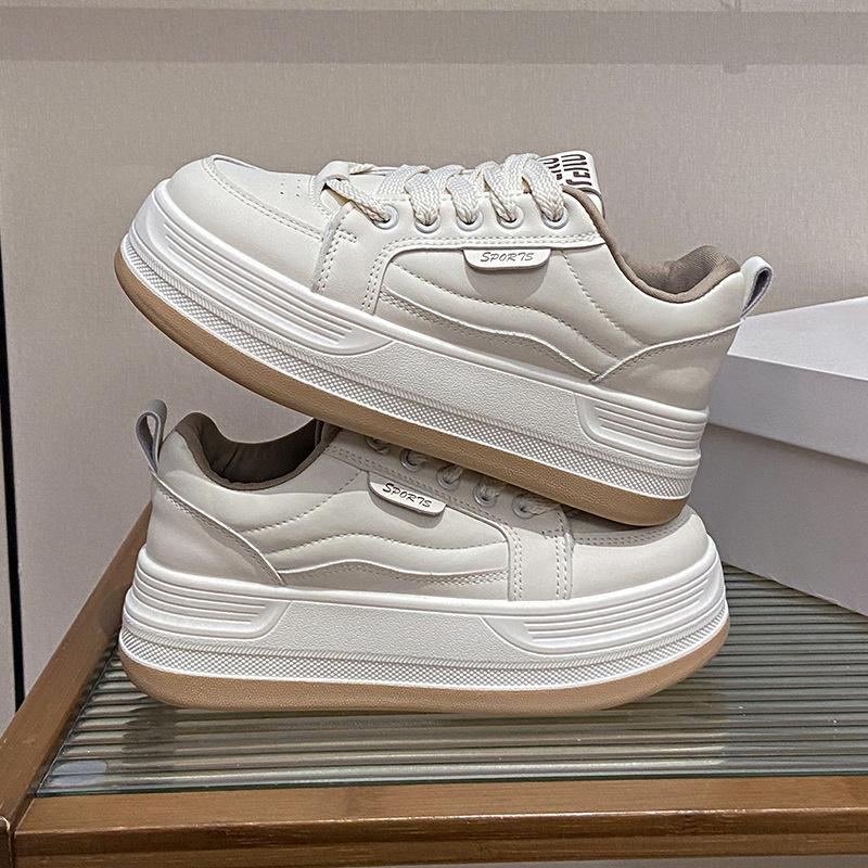 2025 little white shoes women's spring new Korean version ins female students' leisure sports versatile board shoes street auction Y8613