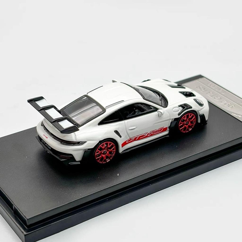 Street Weapon Porsche 992 GT3 RS White 1/64