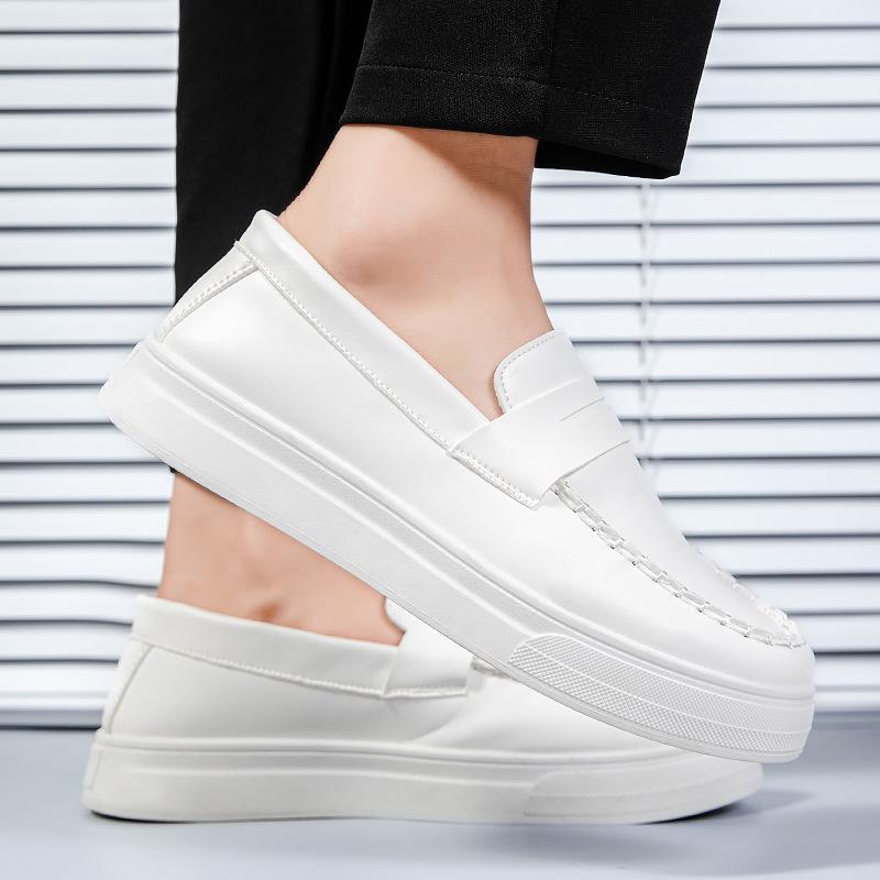 Wiosna 2025 Męskie Oddychające Skórzane Mokasyny w Brytyjskim Stylu - Modne Casualowe Mokasyny dla Młodzieży